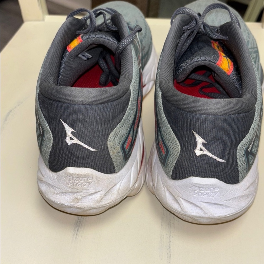 Mizuno Wave Inspire XX Blue Gray and Red Athletic Shoes - Picture 8 of 11